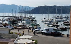 Fronte Mare Sul Molo